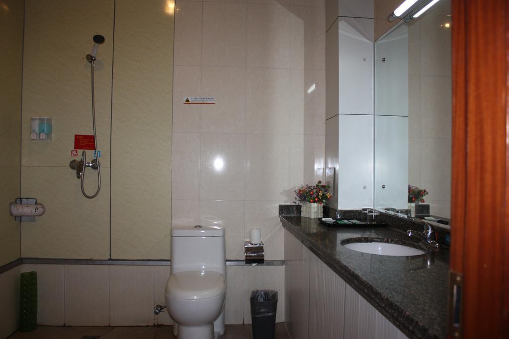 Qingdao Hongyun Jiahe Business Hotel Buitenkant foto
